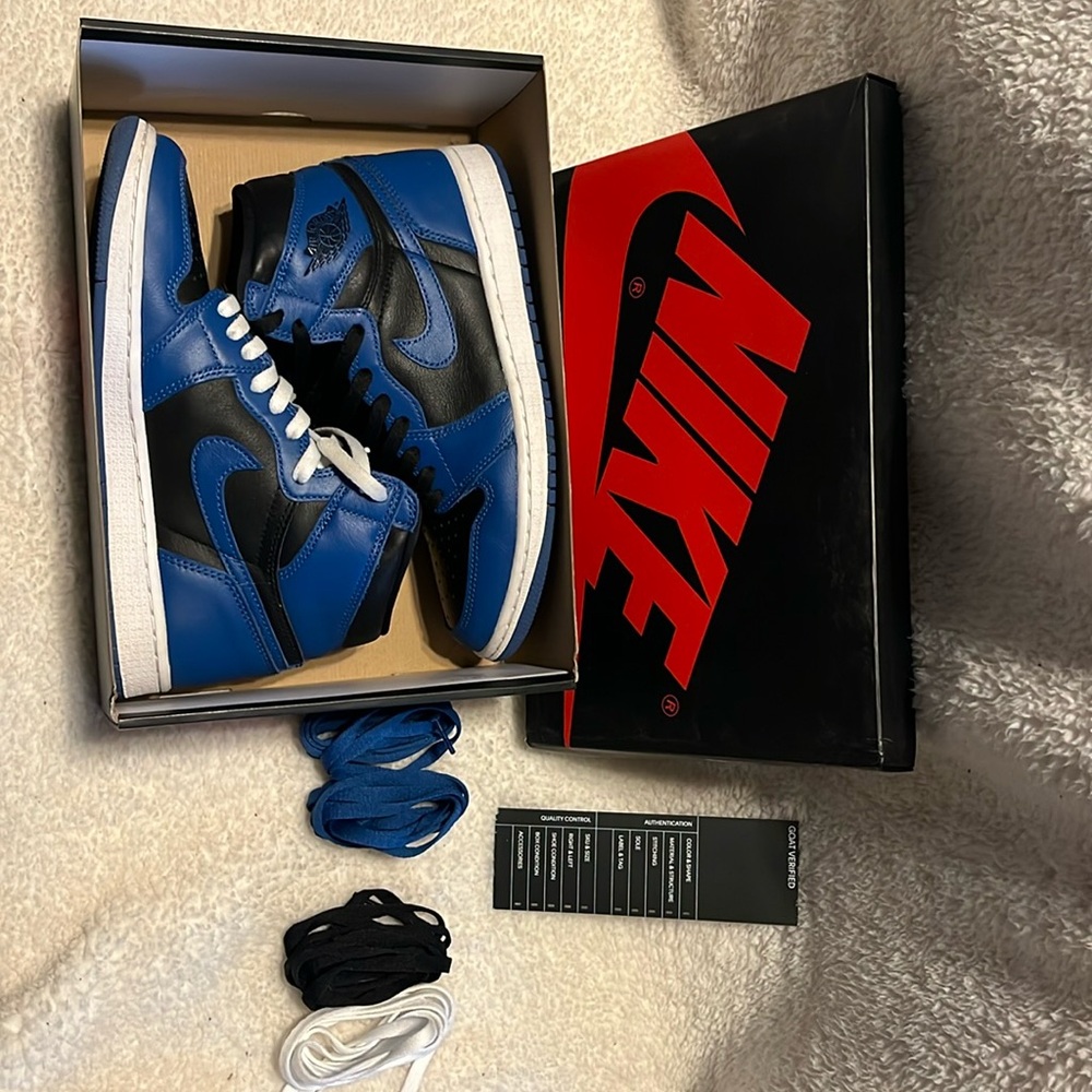 Air Jordan 1 Retro High OG size men’s 8
